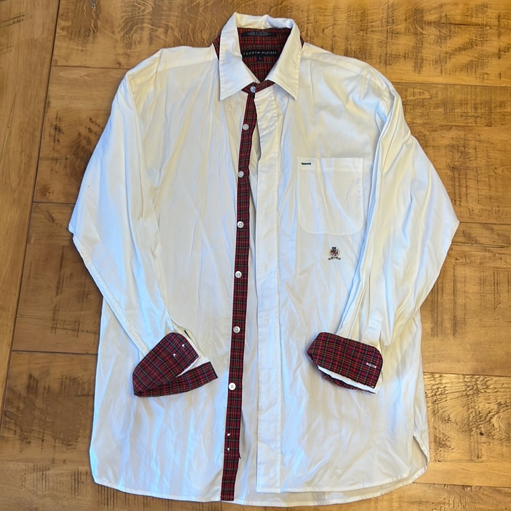 Men’s long sleeve white button down,